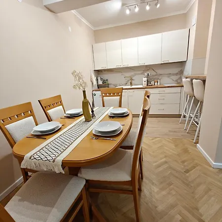 Apartment Ena *