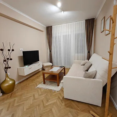 Ena Apartment